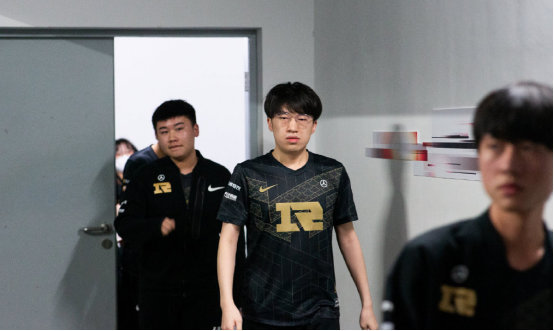 为曼联再度 为曼联再度